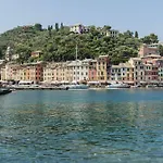 Villa Peninsula